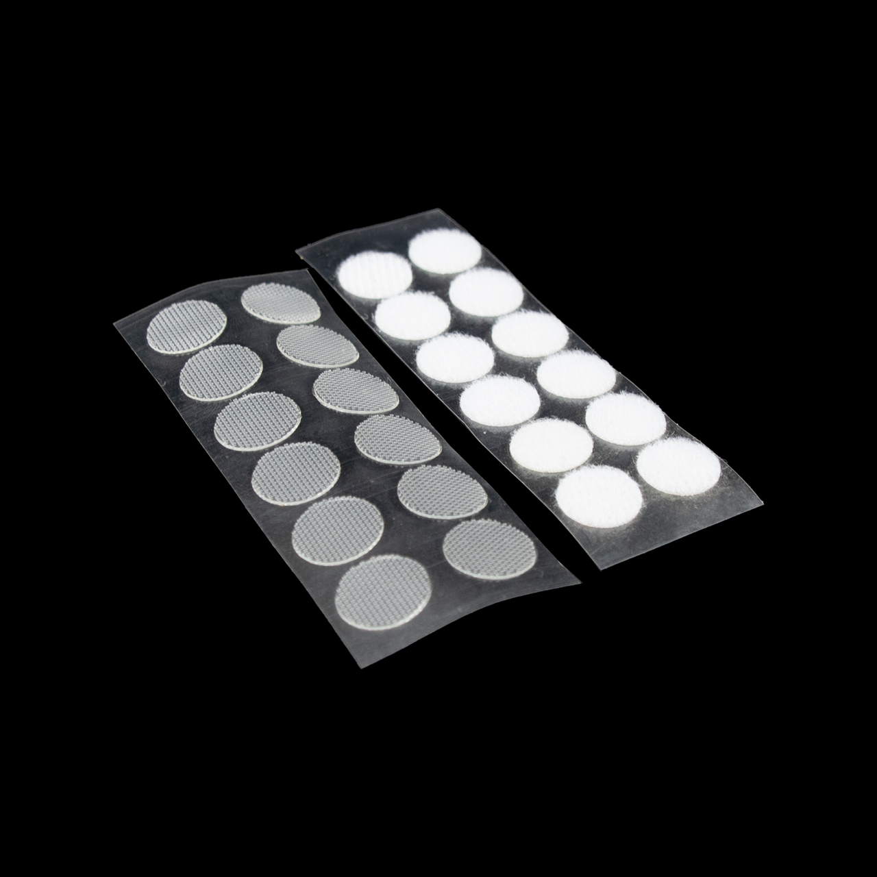 Abrojos Circulares 1,5 cm x 1,5 cm Autoadhesivo x 12 unidades